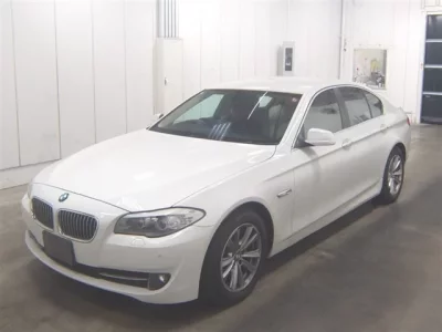 BMW 5-Series  с аукциона в Японии