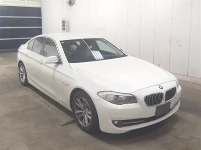 BMW 5-Series  с аукциона в Японии