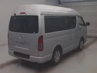 Toyota HIACE VAN лот № 4865 оценка 3.5  с аукциона в Японии 1