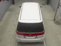 Honda ELYSION лот № 6440 оценка 4  с аукциона в Японии 4
