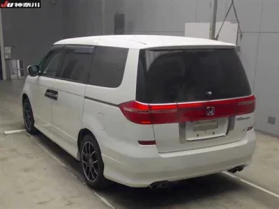 Honda ELYSION  с аукциона в Японии