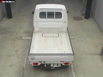 Nissan CLIPPER TRUCK