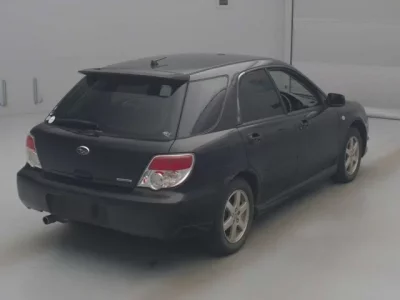 Subaru IMPREZA  с аукциона в Японии