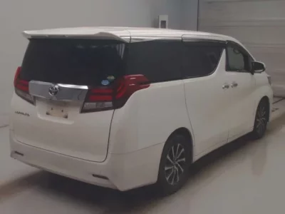 Toyota ALPHARD  с аукциона в Японии