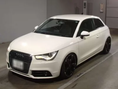 Audi A1  с аукциона в Японии