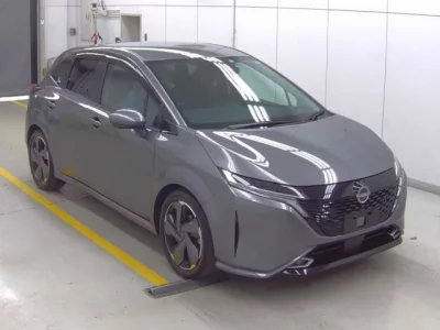 Nissan AURA  с аукциона в Японии