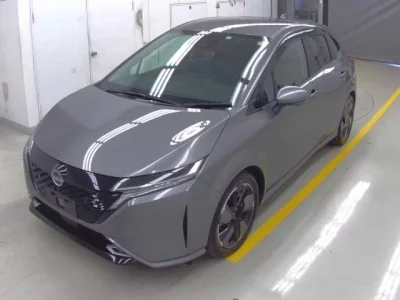 Nissan AURA  с аукциона в Японии