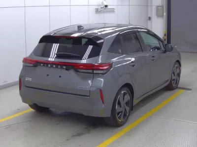 Nissan AURA  с аукциона в Японии