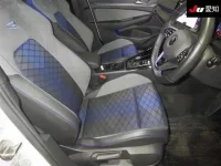 Volkswagen GOLF лот № 4175 оценка 4.5  с аукциона в Японии 5