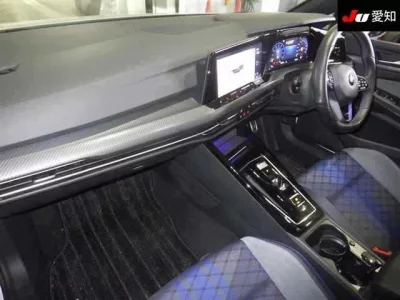 Volkswagen GOLF  с аукциона в Японии