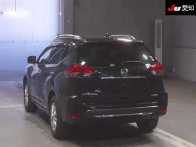 Nissan X-TRAIL  с аукциона в Японии