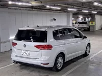 Volkswagen GOLF TOURAN лот № 237 оценка 4  с аукциона в Японии 1