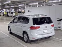 Volkswagen GOLF TOURAN лот № 237 оценка 4  с аукциона в Японии 4