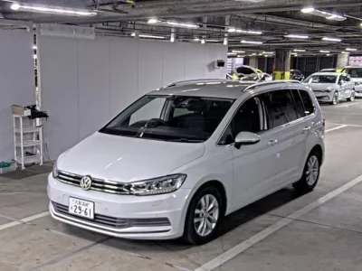 Volkswagen GOLF TOURAN  с аукциона в Японии