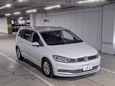 Volkswagen GOLF TOURAN  с аукциона в Японии