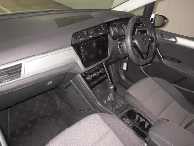 Volkswagen GOLF TOURAN  с аукциона в Японии