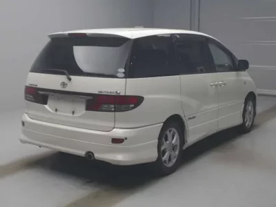 Toyota ESTIMA  с аукциона в Японии