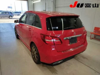 Mercedes-Benz B CLASS