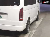 Toyota HIACE лот № 30564 оценка 3.5  с аукциона в Японии 7