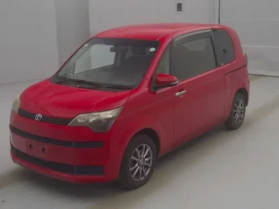 Toyota SPADE  с аукциона в Японии