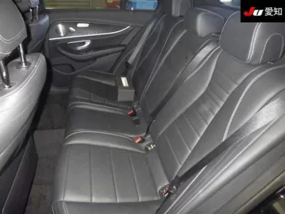 Mercedes-Benz E CLASS  с аукциона в Японии