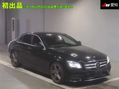 Mercedes-Benz E CLASS  с аукциона в Японии