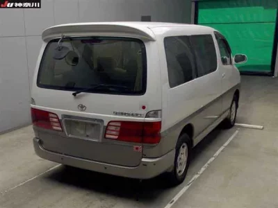 Toyota HIACE  с аукциона в Японии