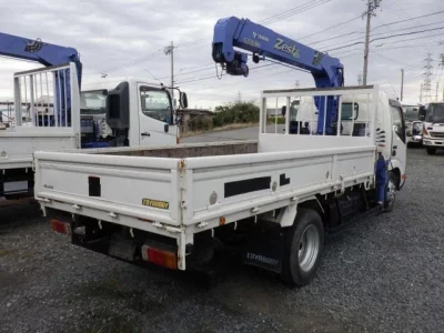 Hino DUTRO  с аукциона в Японии