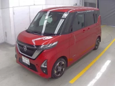 Nissan ROOX  с аукциона в Японии