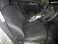 Toyota AURIS лот № 30602 оценка 3.5  с аукциона в Японии 5