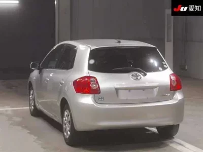 Toyota AURIS  с аукциона в Японии