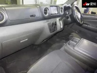 Nissan CARAVAN VAN лот № 4230 оценка 3.5  с аукциона в Японии 2