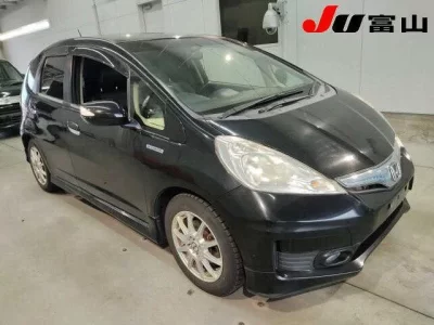 Honda FIT  с аукциона в Японии