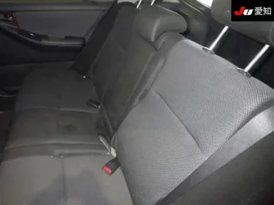 Toyota COROLLA RUNX  с аукциона в Японии