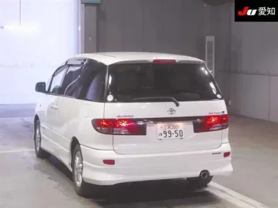 Toyota ESTIMA  с аукциона в Японии