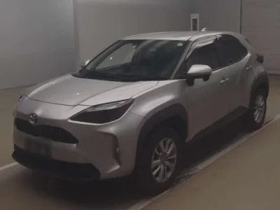 Toyota YARIS CROSS  с аукциона в Японии