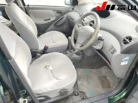 Toyota VITZ лот № 1005 оценка 3.5  с аукциона в Японии 5