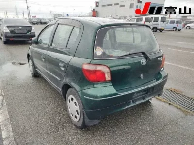Toyota VITZ  с аукциона в Японии