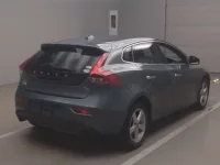 Volvo V40 лот № 59002 оценка 4  с аукциона в Японии 1