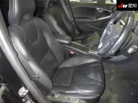 Volvo V40 лот № 30714 оценка 4  с аукциона в Японии 5