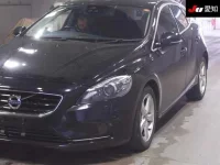 Volvo V40 лот № 30714 оценка 4  с аукциона в Японии 6
