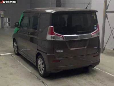 Mitsubishi DELICA D2