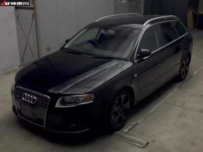 Audi A4  с аукциона в Японии