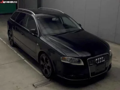 Audi A4  с аукциона в Японии