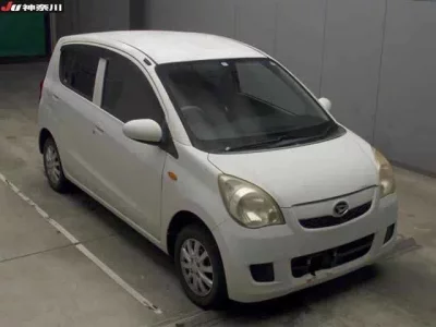 Daihatsu MIRA  с аукциона в Японии