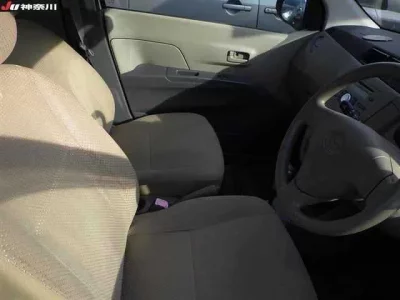 Daihatsu MIRA  с аукциона в Японии