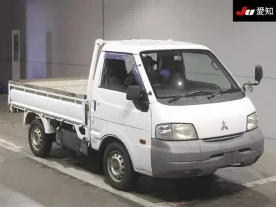 Mitsubishi DELICA TRUCK  с аукциона в Японии
