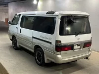 Toyota HIACE лот № 939 оценка R  с аукциона в Японии 1