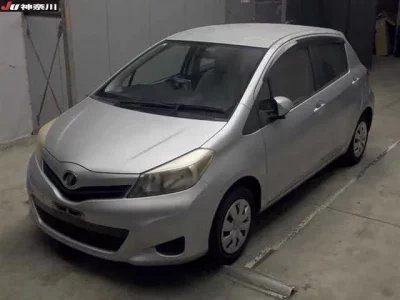Toyota VITZ  с аукциона в Японии