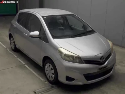 Toyota VITZ  с аукциона в Японии